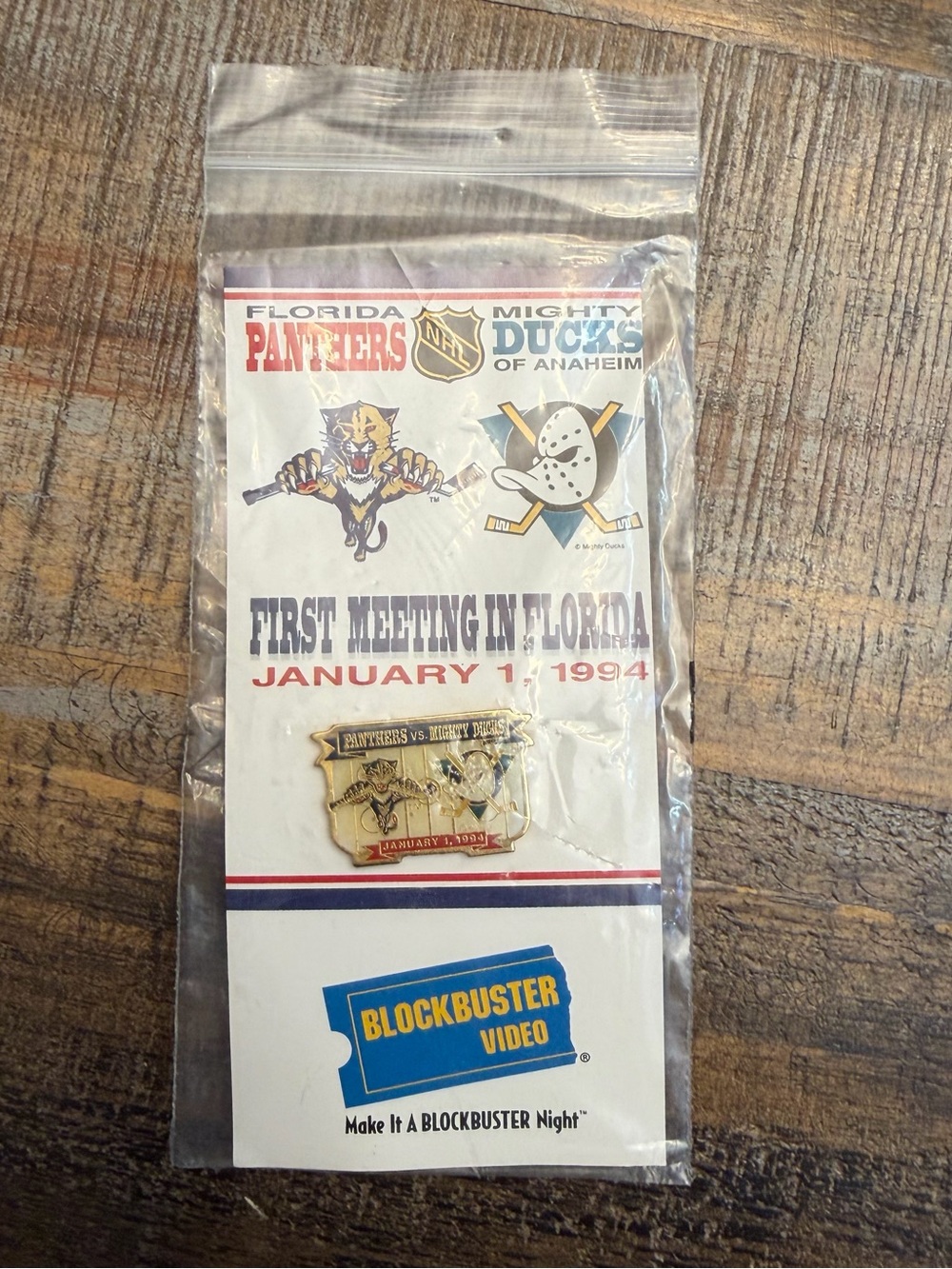Vintage 1994 NHL Florida Panthers hockey Pin